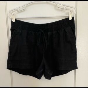 Ingrid & Isabel Black Maternity Linen-Style Shorts